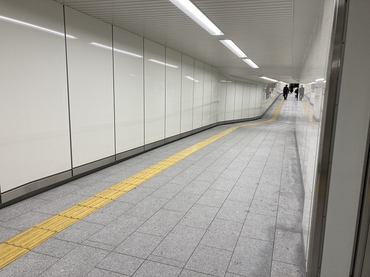 京阪淀屋橋駅～御堂筋線淀屋橋13番出口経路１ (6).JPG